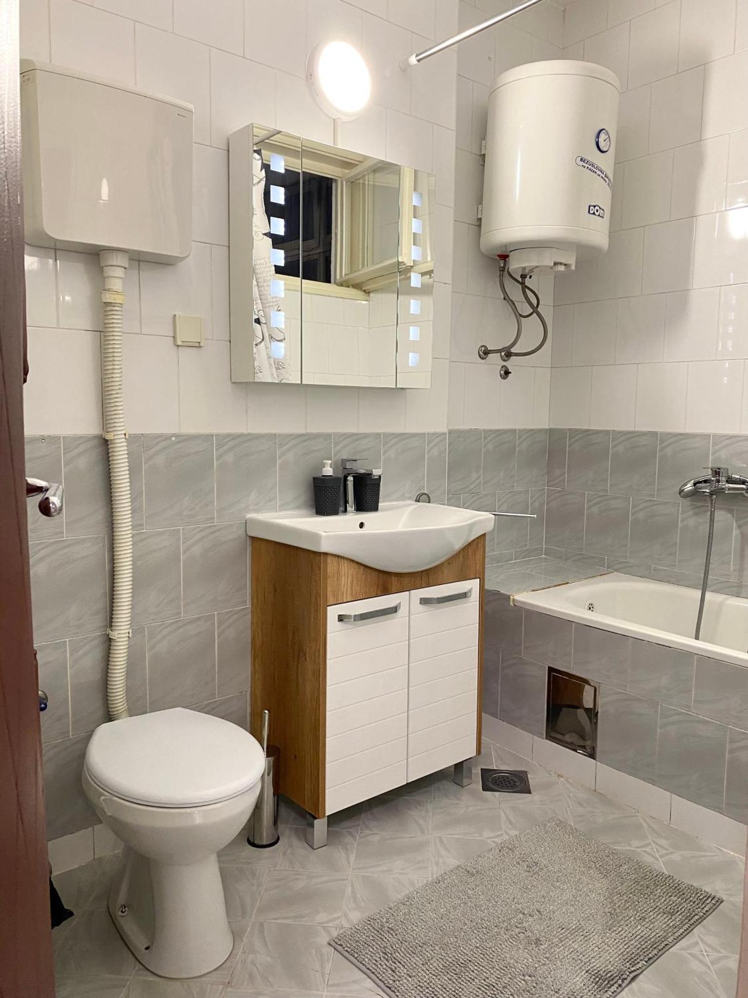 Grand Royal Belgrado Quarto foto