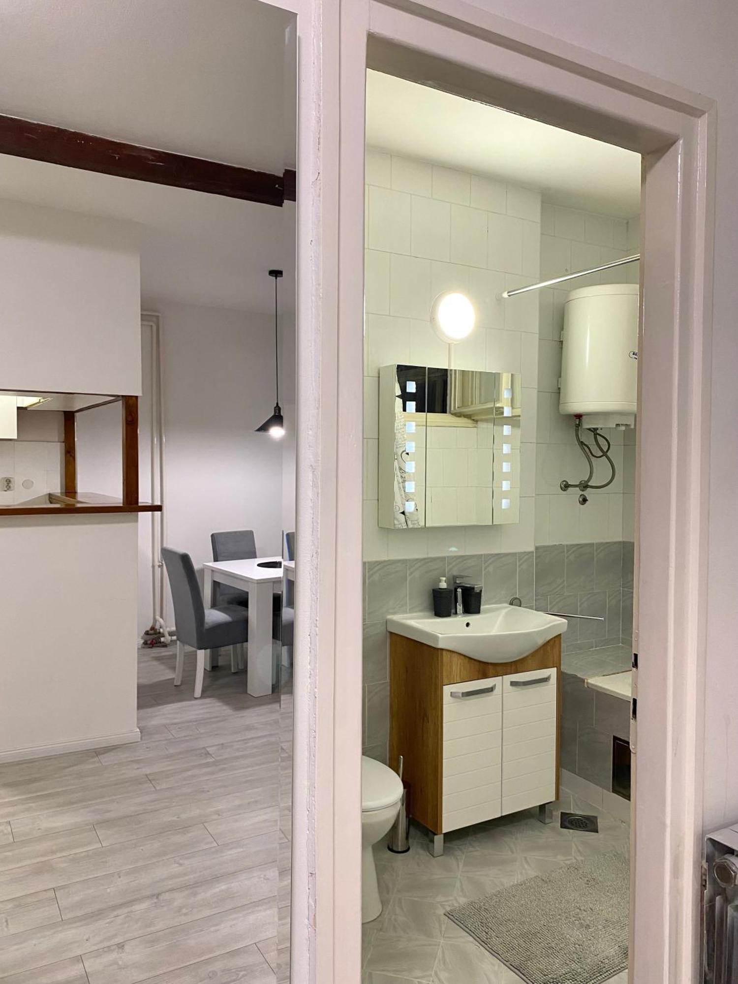 Grand Royal Belgrado Quarto foto